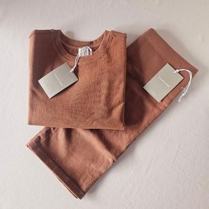 Everlane Seamless SET /Tee & Seamless Biker Short SET in Acorn Size XL/XXL 14-20